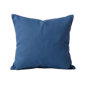 Buffalo Throw Pillow (synthetic illustration; no displayed measurements)