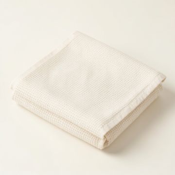 Olive Bend Bath Towel - Cream (synthetic illustration; no displayed measurements)