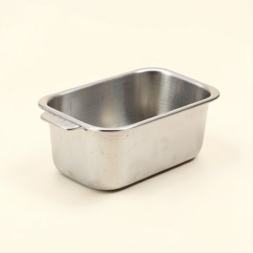 Victorio Lindys 9.36 '' W X 5.75 '' L Steel Loaf Pan (synthetic illustration; no displayed measurements)