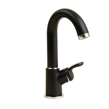 Trinsic Standard Pull Out Single Handle Kitchen Faucet With Diamond Seal Technology