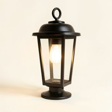 Seaforth Outdoor Wall Lantern (synthetic illustration; no displayed measurements)