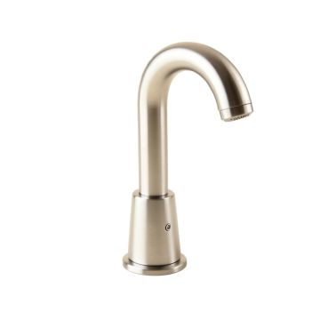 Sleek Smart Touchless Single Handle Kitchen Faucet With Power Clean , Duralock And Reflex