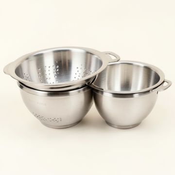 3 Piece Ybm Home Stainless Steel Colander Set (synthetic illustration; no displayed measurements)