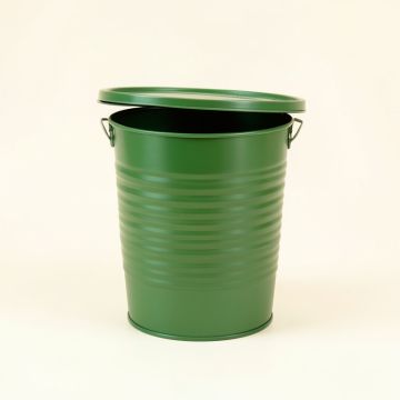 Summit Bend Closed Garden Compost Bin - Green (synthetic illustration; no displayed measurements)