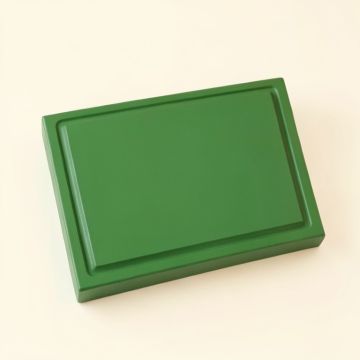 Oak Dale Cutting Board - Green (synthetic illustration; no displayed measurements)