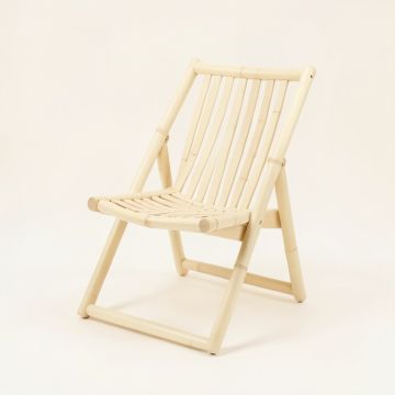 Laurel Bend Folding Outdoor Chair - Cream (synthetic illustration; no displayed measurements)