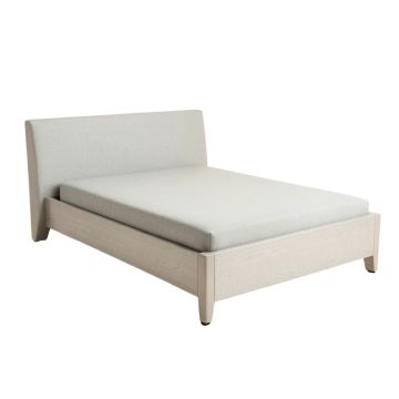 Labombard Platform Bed