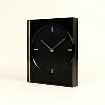 Starrett 7 '' Wall Clock (synthetic illustration; no displayed measurements)