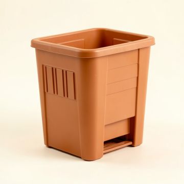 Heath Bend Closed Garden Compost Bin - Terracotta (synthetic illustration; no displayed measurements)