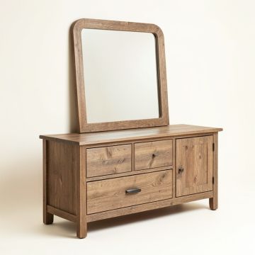 Capricorn Rustic Dresser Mirror (synthetic illustration; no displayed measurements)