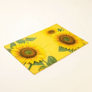 Stukes Sunflower 18 '' Placemat (synthetic illustration; no displayed measurements)