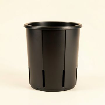 Briar Bridge Closed Garden Compost Bin - Black (synthetic illustration; no displayed measurements)