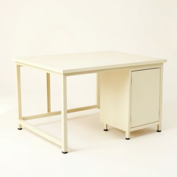 Ash Crossing Empty Workshop Workbench - Cream (synthetic illustration; no displayed measurements)