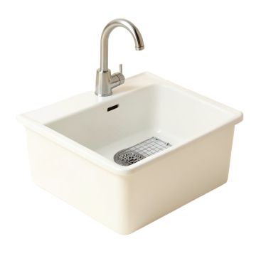 30 '' L X 18 '' W Farmhouse Kitchen Sink With Sink Grid And Basket Strainer
