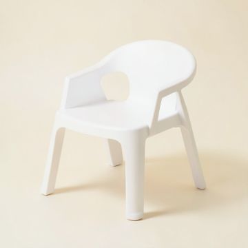 Soltane Kids Chair (synthetic illustration; no displayed measurements)