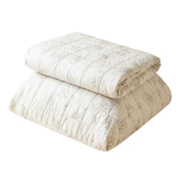 Sayler Quilt Set