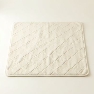 Hill Falls Bath Mat - Ivory (synthetic illustration; no displayed measurements)