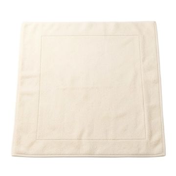 Holly Crest Bath Mat - Cream (synthetic illustration; no displayed measurements)