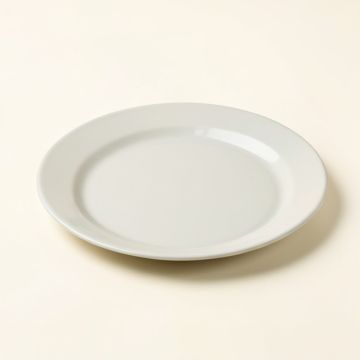 Blur Cake Plate (synthetic illustration; no displayed measurements)