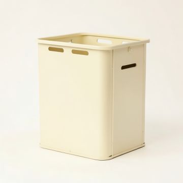 Summit Bridge Closed Garden Compost Bin - Cream (synthetic illustration; no displayed measurements)