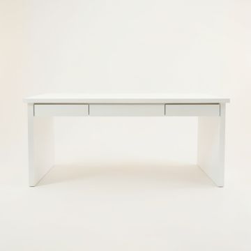 Dune Bridge Empty Workshop Workbench - White (synthetic illustration; no displayed measurements)
