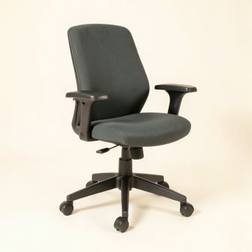 Selini Mid Task Chair (synthetic illustration; no displayed measurements)