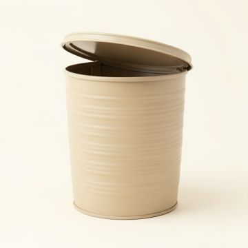 Willow Bluff Closed Garden Compost Bin - Beige (synthetic illustration; no displayed measurements)