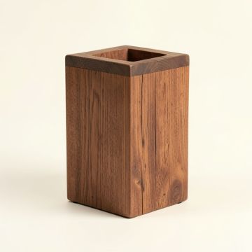 Feeline Plant Stand (synthetic illustration; no displayed measurements)