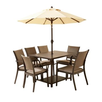 Kaitlynn Bistro Set With Umbrella