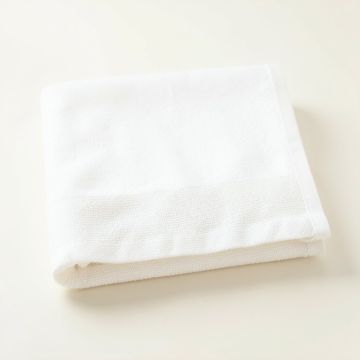 Meadow Bluff Bath Towel - White (synthetic illustration; no displayed measurements)
