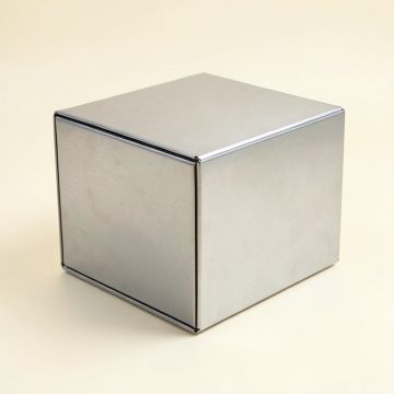 Selim Bread Box (synthetic illustration; no displayed measurements)
