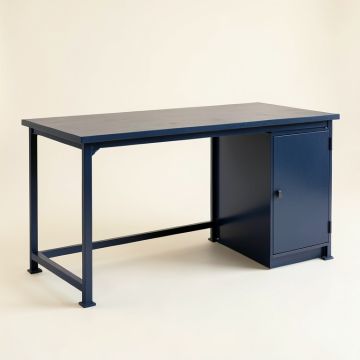 Reed Arc Empty Workshop Workbench (synthetic illustration; no displayed measurements)