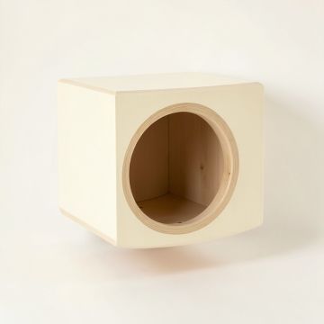Wren Bend Wall-Mounted Cat Perch - Cream (synthetic illustration; no displayed measurements)