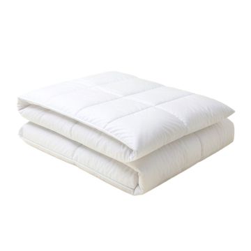 Summer Down & Feather Blend Comforter