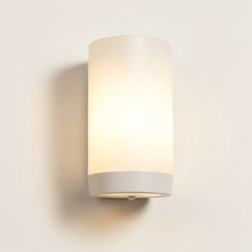 Icelandia Wall Sconce (synthetic illustration; no displayed measurements)