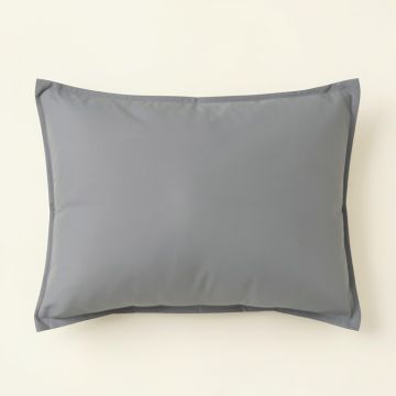Travis U-Shaped Pillow Case (synthetic illustration; no displayed measurements)