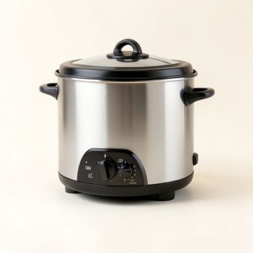 Brentwood Appliances 8-Quart Slow Cooker (synthetic illustration; no displayed measurements)