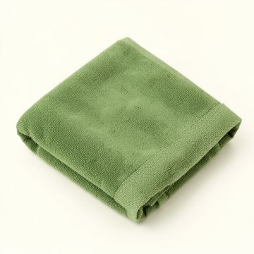 Alder Bridge Bath Towel - Green (synthetic illustration; no displayed measurements)