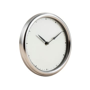 Petrovich 18 '' Wall Clock