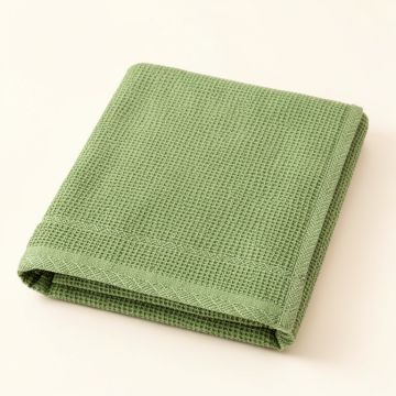 Elm Falls Bath Towel - Green (synthetic illustration; no displayed measurements)