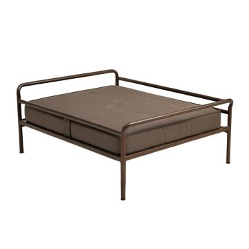 Aamanee Daybed