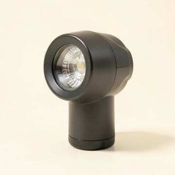 Howse Solar Powered Spot Light (synthetic illustration; no displayed measurements)