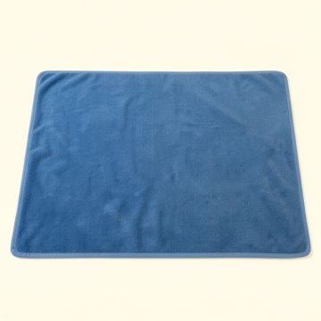 Oak Branch Bath Mat - Blue (synthetic illustration; no displayed measurements)