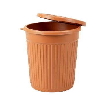 Olive Bluff Closed Garden Compost Bin - Terracotta