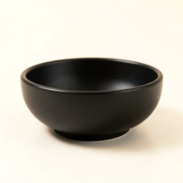 Meadow Bluff Dining Bowl - Black (synthetic illustration; no displayed measurements)