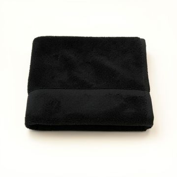 Maple Crossing Bath Towel - Black (synthetic illustration; no displayed measurements)
