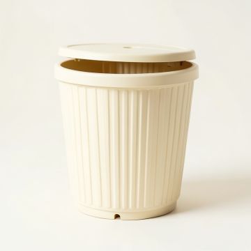 Vale Bluff Closed Garden Compost Bin - Cream (synthetic illustration; no displayed measurements)