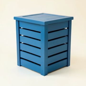 Meadow Crest Closed Garden Compost Bin - Blue (synthetic illustration; no displayed measurements)