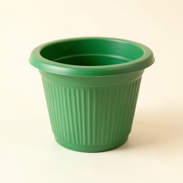 Field Crossing Empty Planter - Green (synthetic illustration; no displayed measurements)