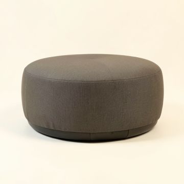 Banias Oval Pouf (synthetic illustration; no displayed measurements)